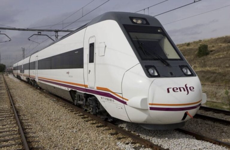 Novos atrasos nos trens Vigo á Coruña