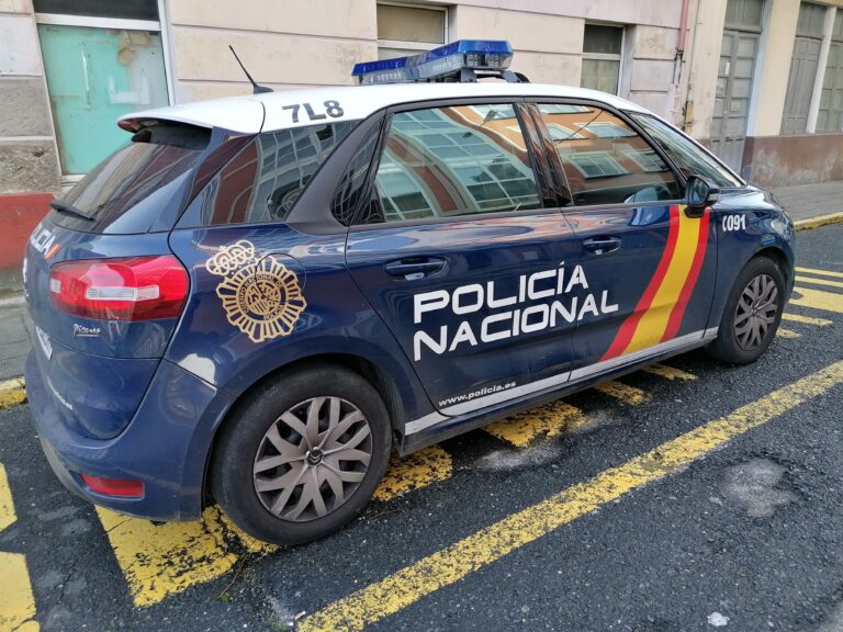 Un detido no barrio dos Castros na Coruña por acoitelar a outro