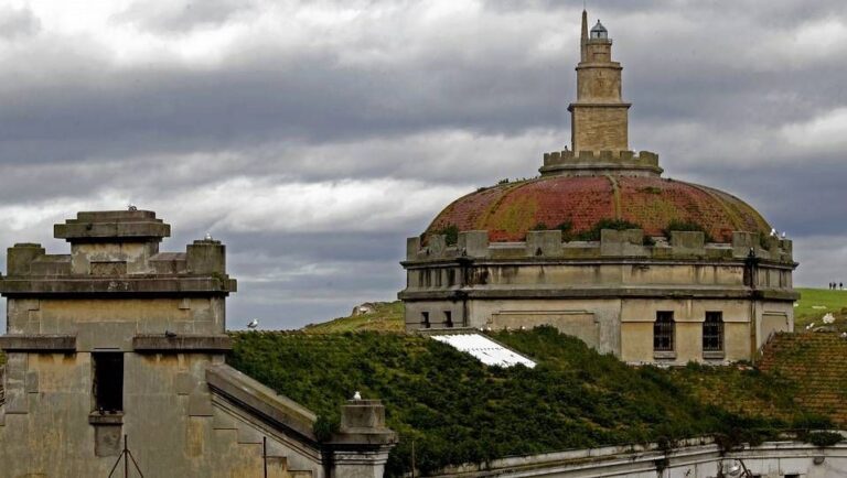 Petición de numerosas entidades para a reversión gratuíta do antigo cárcere da Coruña ao patrimonio da cidade