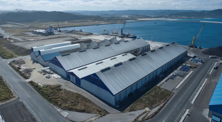 9 empresas solicitan instalarse no porto exterior da Coruña para fabricar compoñentes de eólica mariña