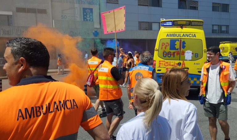 ”Fóra empresas do sistema público de emerxencias sanitarias”