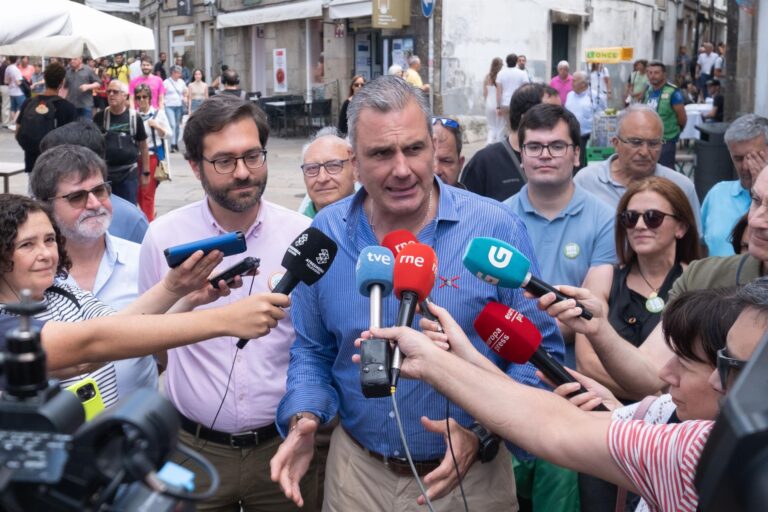 Ortega Smith ve a Vox como a única forza capaz de enfrontarse “cara a cara coa esquerda”