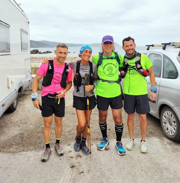 200km en 38 horas polo Camiño dos Faros: Incrible fazaña de Maite Rojo
